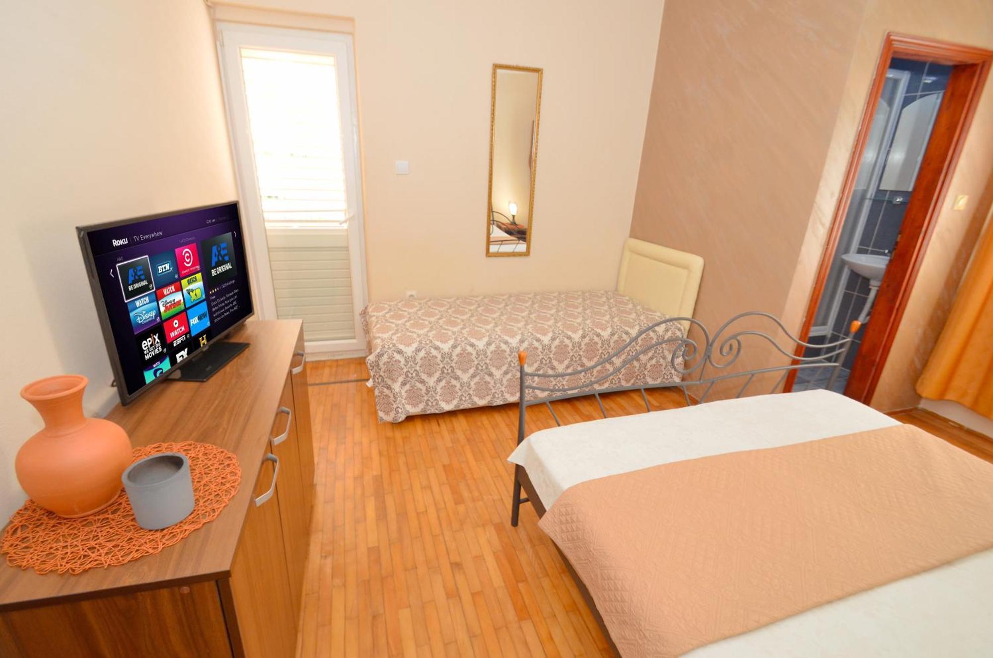 Stradioti Apartments Tivat Exterior photo