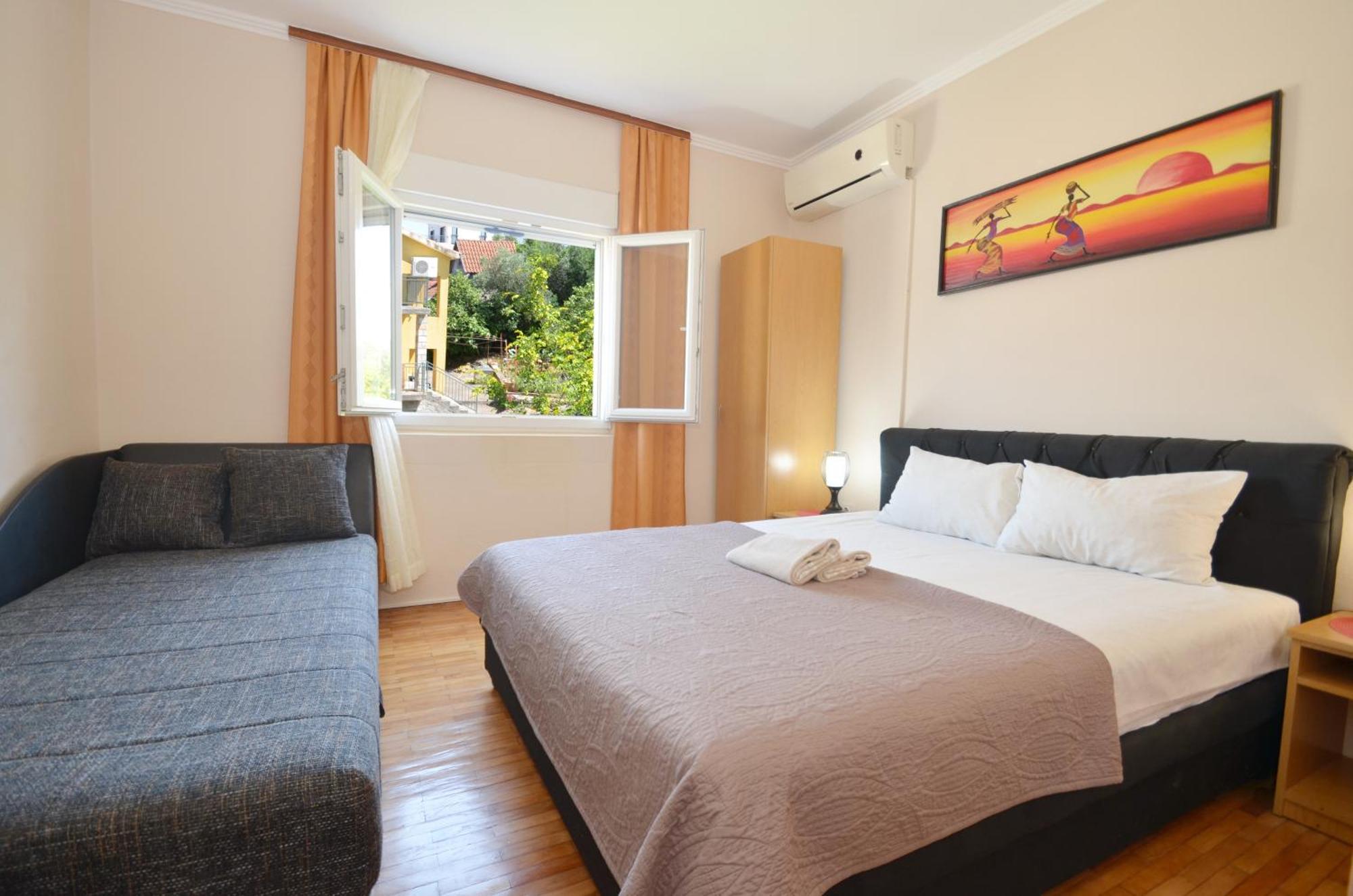 Stradioti Apartments Tivat Exterior photo